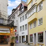 شقة Metta - Hochwertig Sanierter Altbau Mit Terrasse Auf Der Insel لينداو