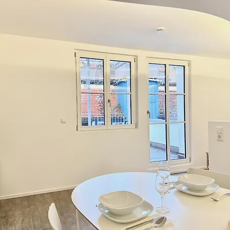Metta - Hochwertig Sanierter Altbau Mit Terrasse Auf Der Insel Apartamento Lindau (Bodensee)