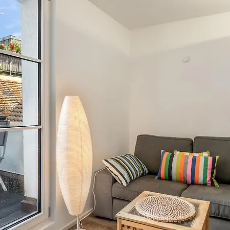Apartmán Metta - Hochwertig Sanierter Altbau Mit Terrasse Auf Der Insel *