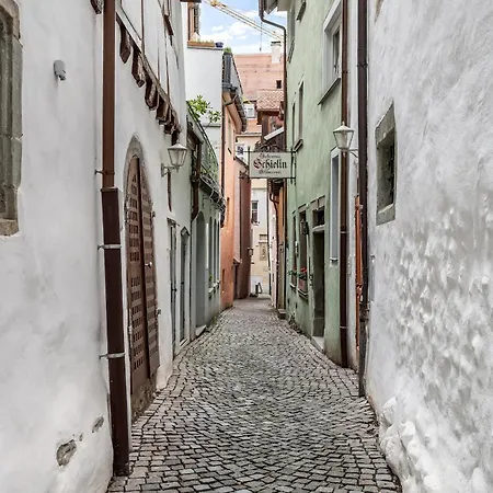 Metta - Hochwertig Sanierter Altbau Mit Terrasse Auf Der Insel Apartmán Lindau